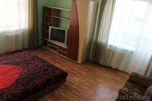 Посуточно  сдается двухкомнатная замечательная квартирка в Тюмени.  - Изображение #1, Объявление #1478780