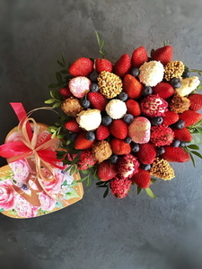 Клубника в шоколаде, букет из клубники и цветов, фруктовые букеты Тюмень - Изображение #2, Объявление #1676674